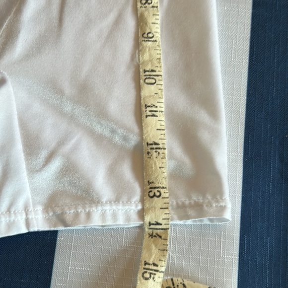 CACHE white shapewear shorts size medium - Picture 6 of 8